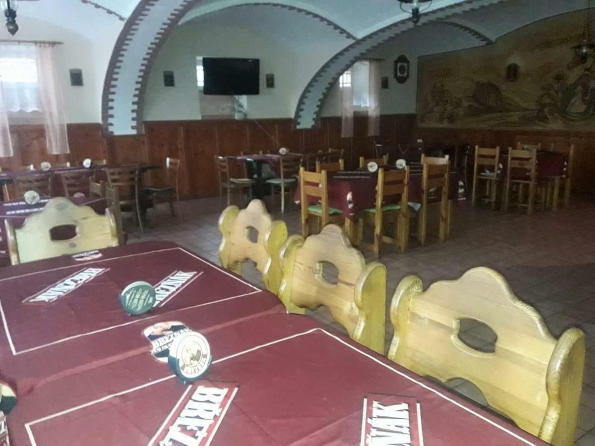 Penzion U Zeleneho Stromu Telnice Екстериор снимка